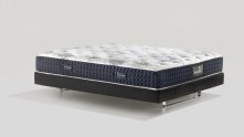 mekka-italska-matrace-vyska-25cm-nosnost-150kg-zaruka-10let-magnicool-10-soft-magniflex-1